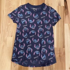 Juniors Lilo and Stitch T Shirt Size: Medium